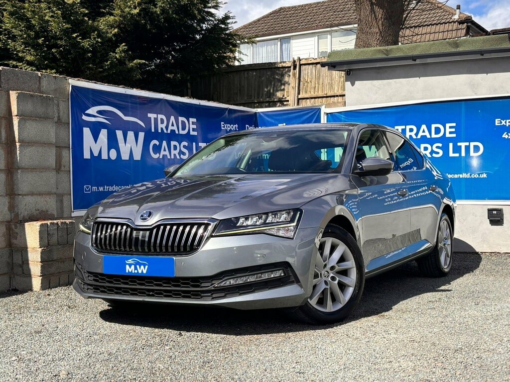 Skoda Superb 1.6 Tdi Se Technology Hatchback Dsg Eur Silver