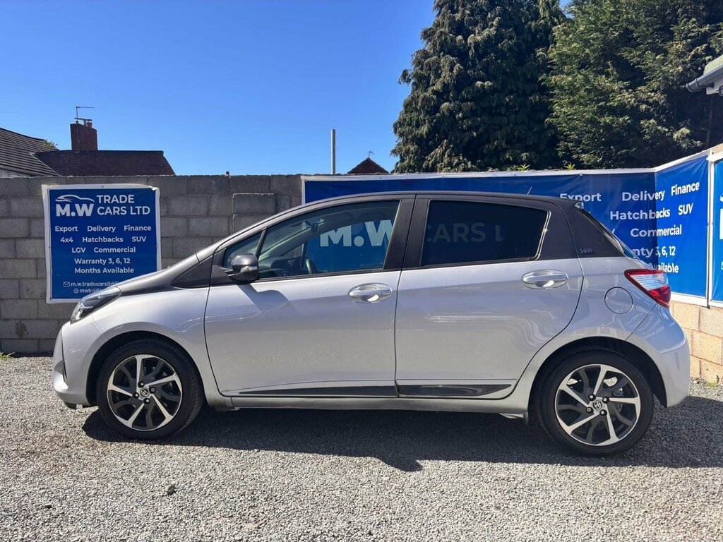 Toyota Yaris 1.5 Vvt-i Y20 Euro 6 GC19RZR Silver #4