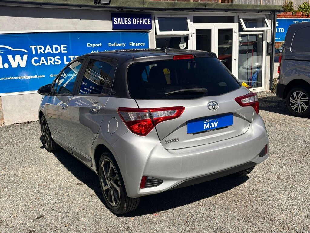 Toyota Yaris 1.5 Vvt-i Y20 Euro 6 GC19RZR Silver #3