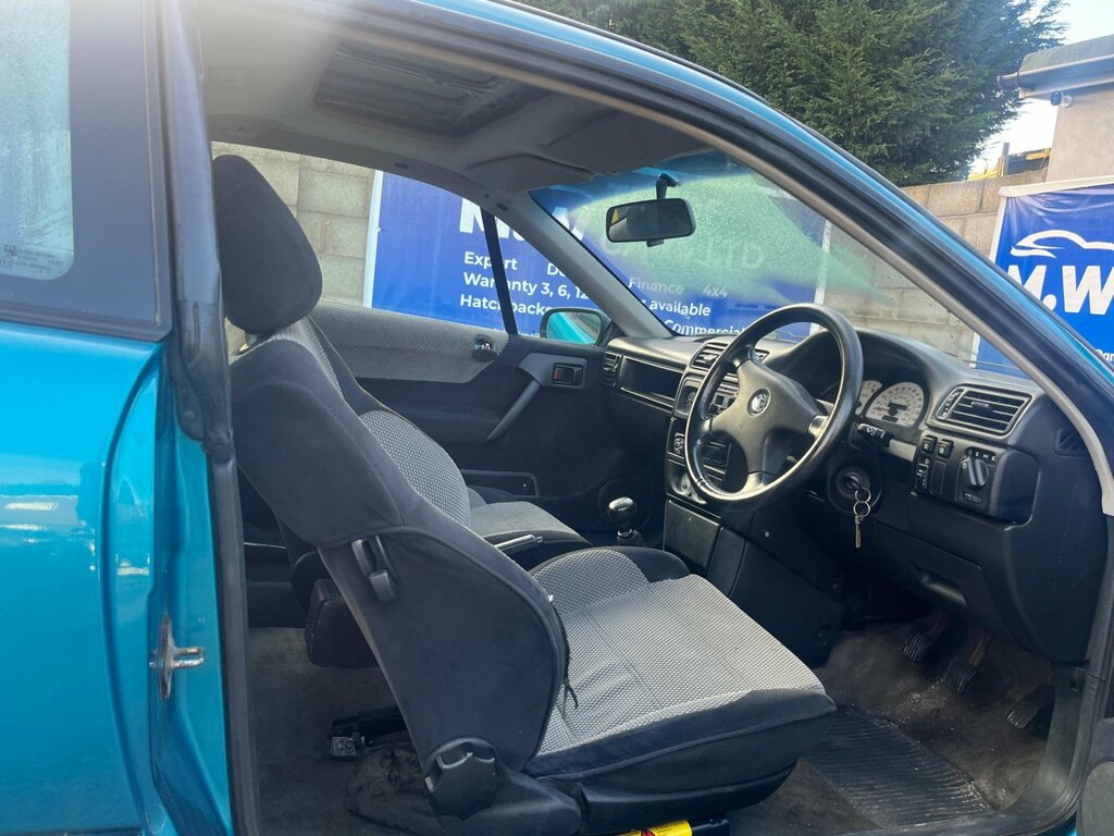 Vauxhall Calibra 1993 2L 150 Bhp Blue #14