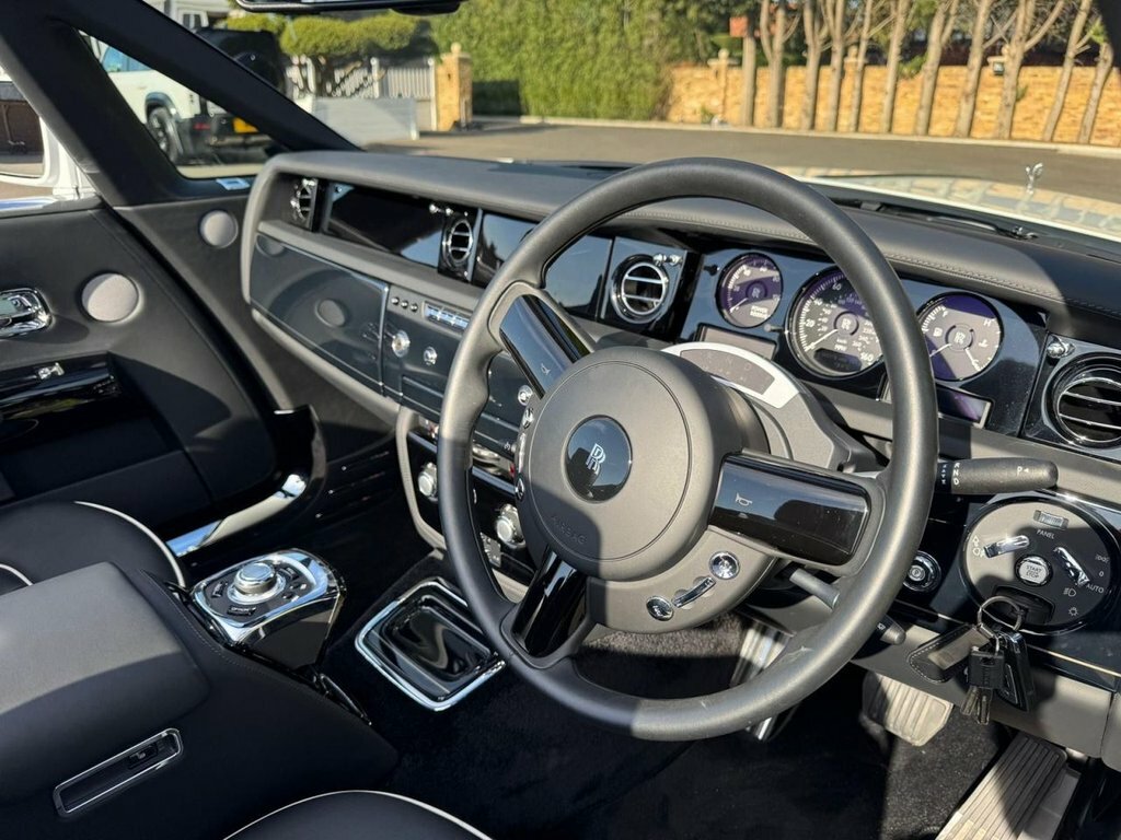 Rolls-Royce Phantom Convertible RX14ETL White #4