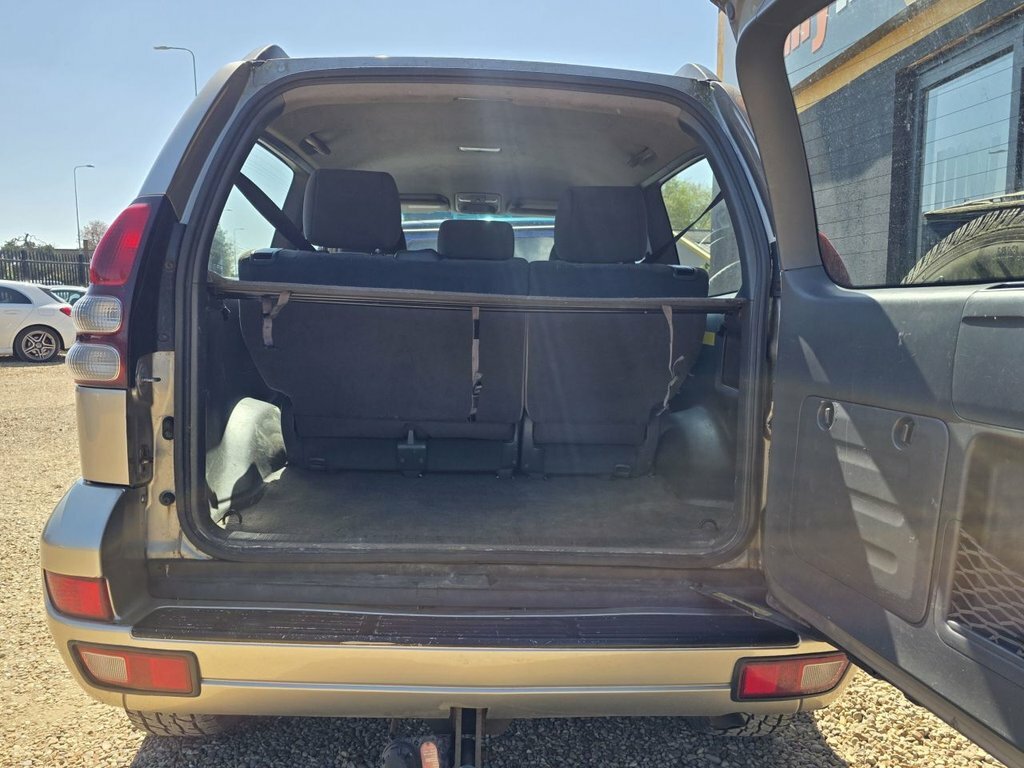 Toyota Land Cruiser 3.0 D-4d Lc5 Silver #12