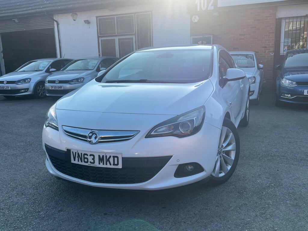 Vauxhall Astra GTC 1.7 Cdti Ecoflex 109G Sri Euro 5 Ss White #3