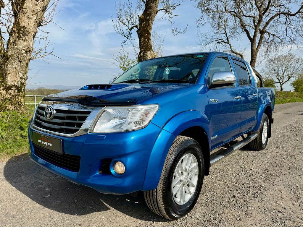 Toyota HILUX Invincible D Cab Pick Up 3.0 D-4d 4Wd 171 Blue