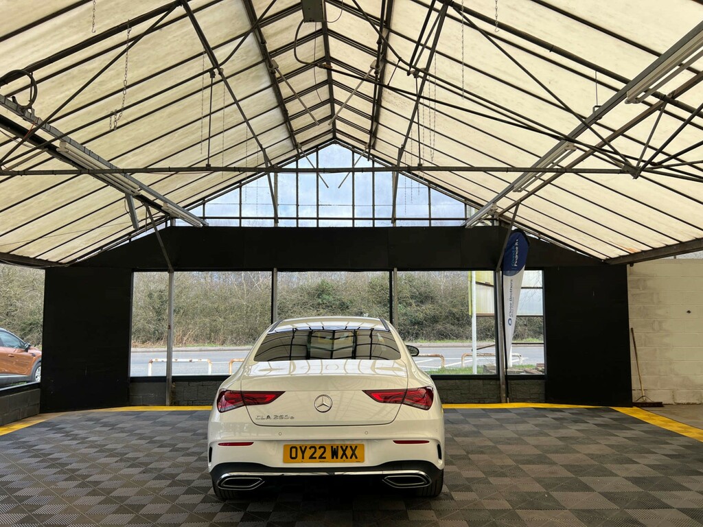 Mercedes-Benz 250 Coupe White #6
