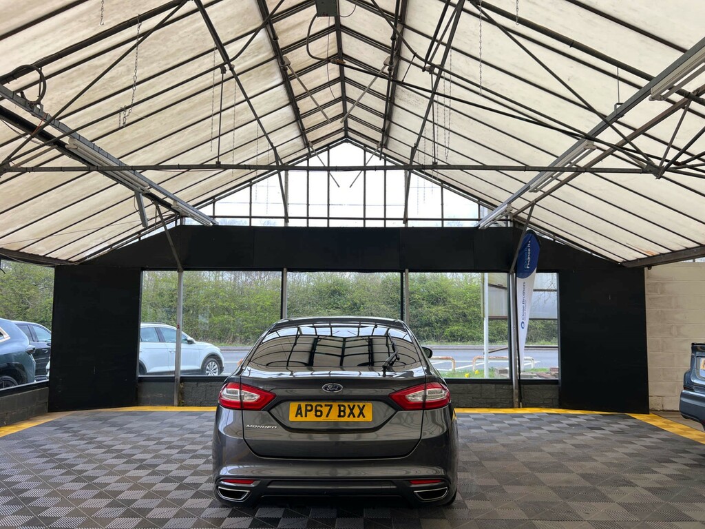 Ford Mondeo Hatchback AP67BXX Grey #6