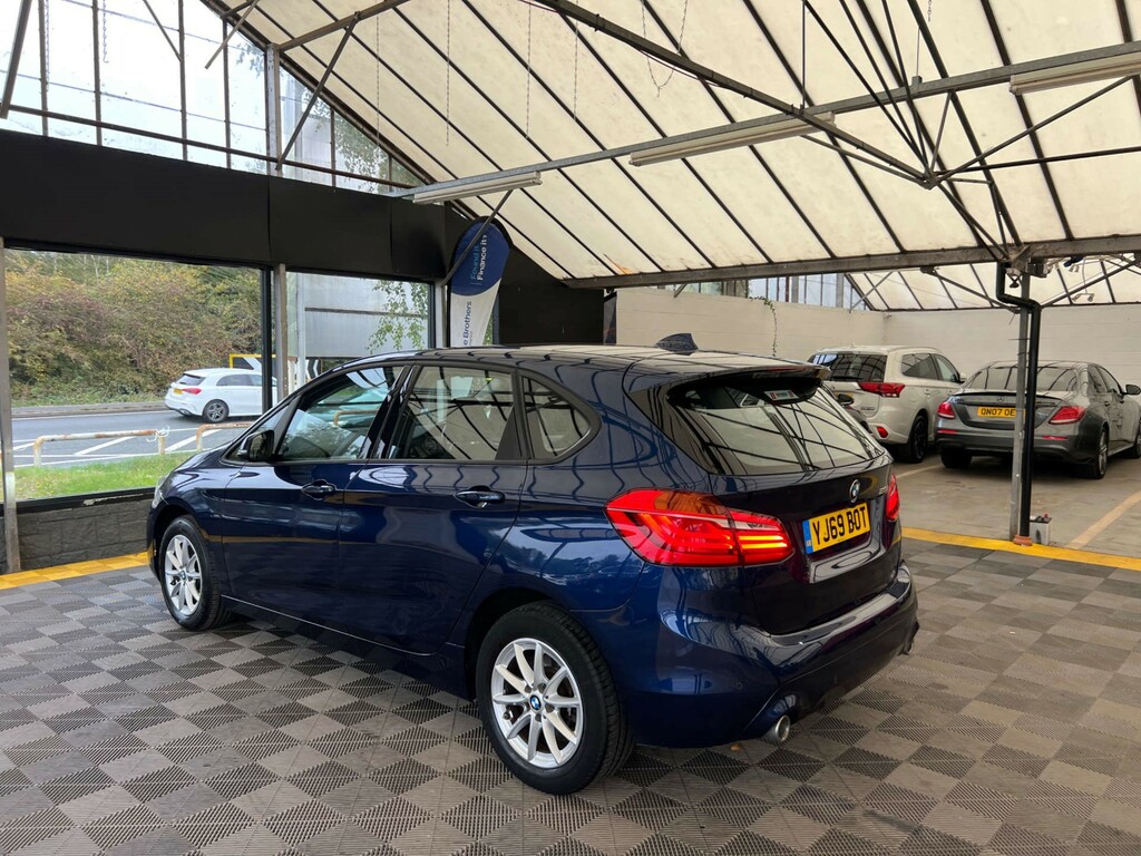 BMW 2 Series Mpv YJ69BOT Blue #4