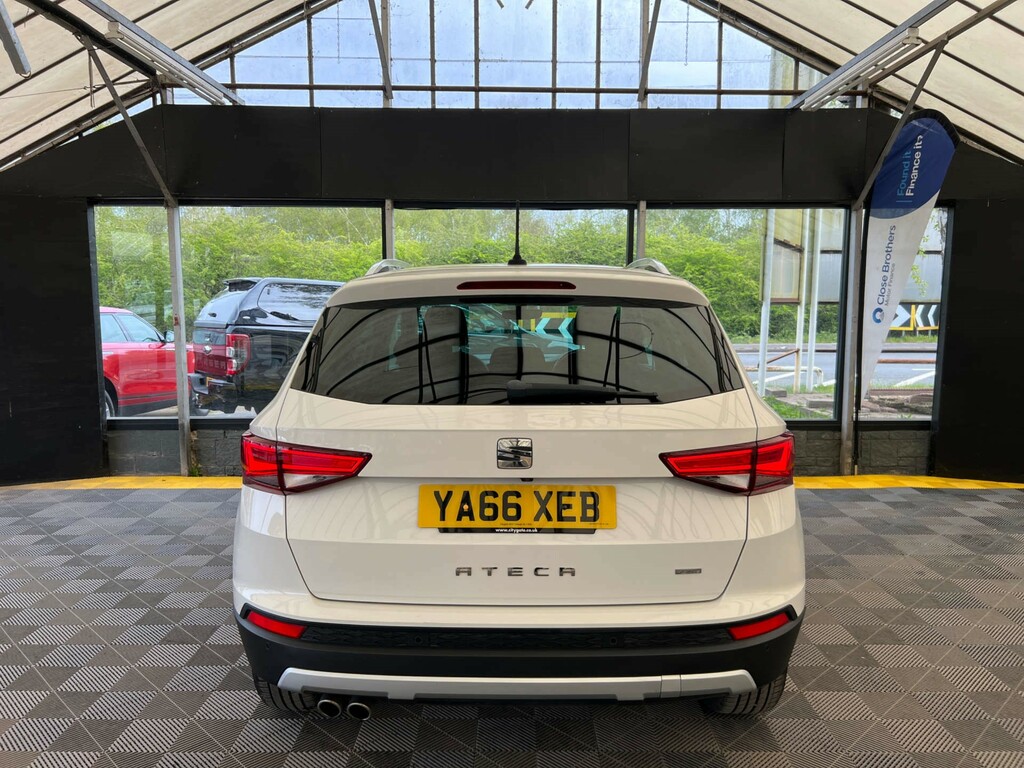 Seat Ateca Suv YA66XEB White #6