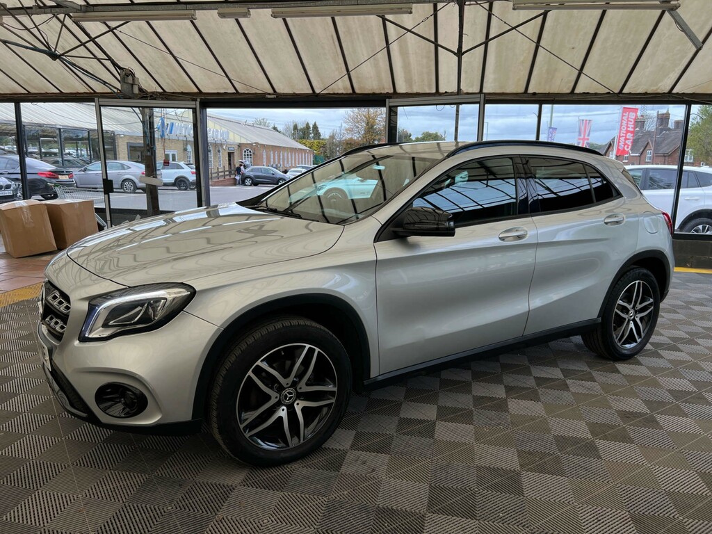 Mercedes-Benz GLA Class Gla 180 Urban Edition LM19VNE Silver #4