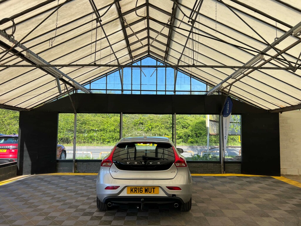 Volvo V40 V40 Se Luxury Nav D4 KR16WUT Silver #4