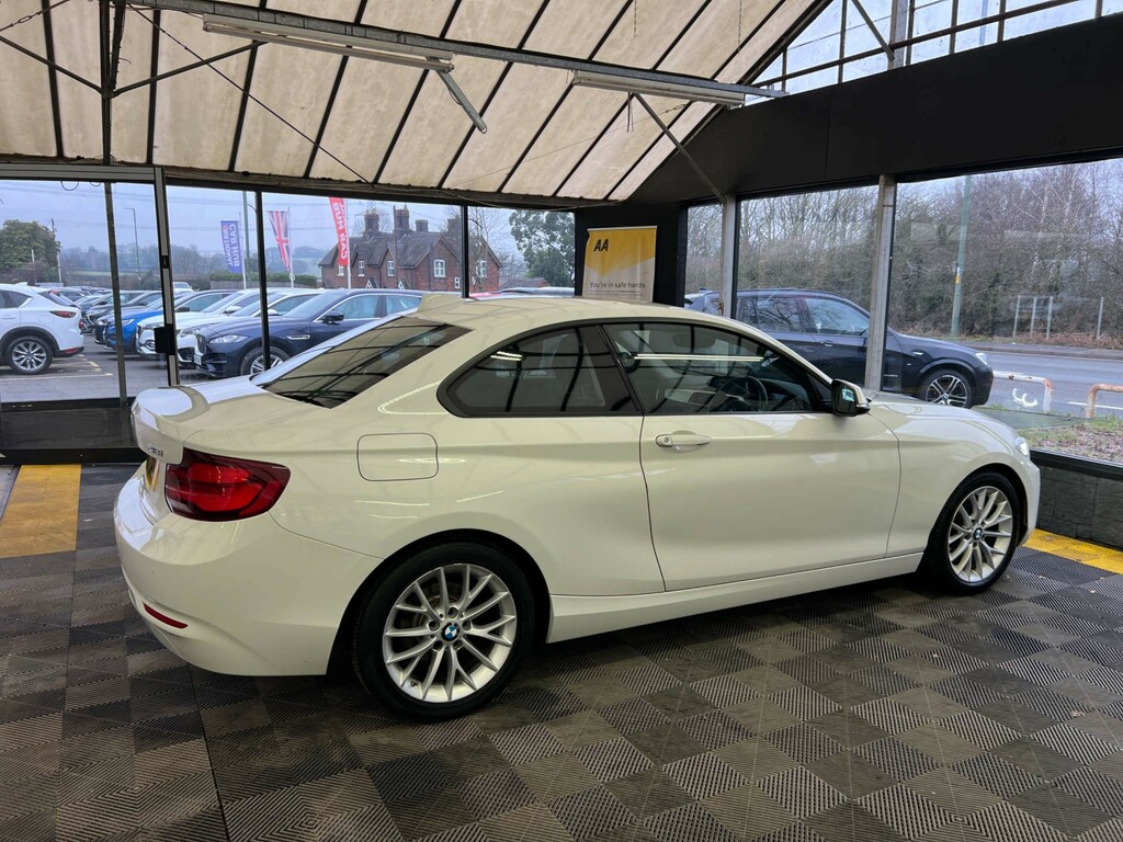 BMW 2 Series Coupe LK19ORY White #4