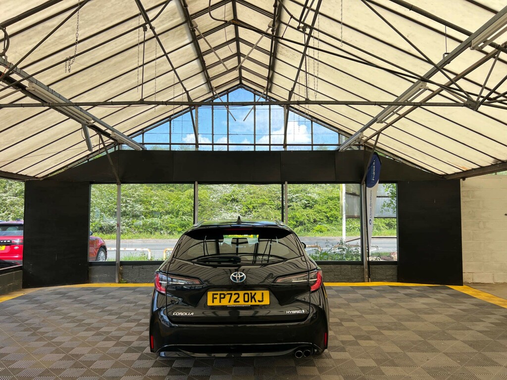 Toyota Corolla Estate FP72OKJ Black #5