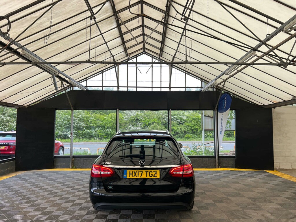 Mercedes-Benz C Class Estate HX17TGZ Black #5