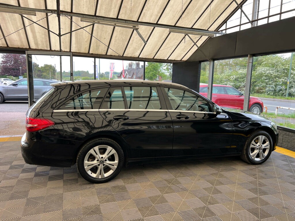 Mercedes-Benz C Class Estate HX17TGZ Black #6
