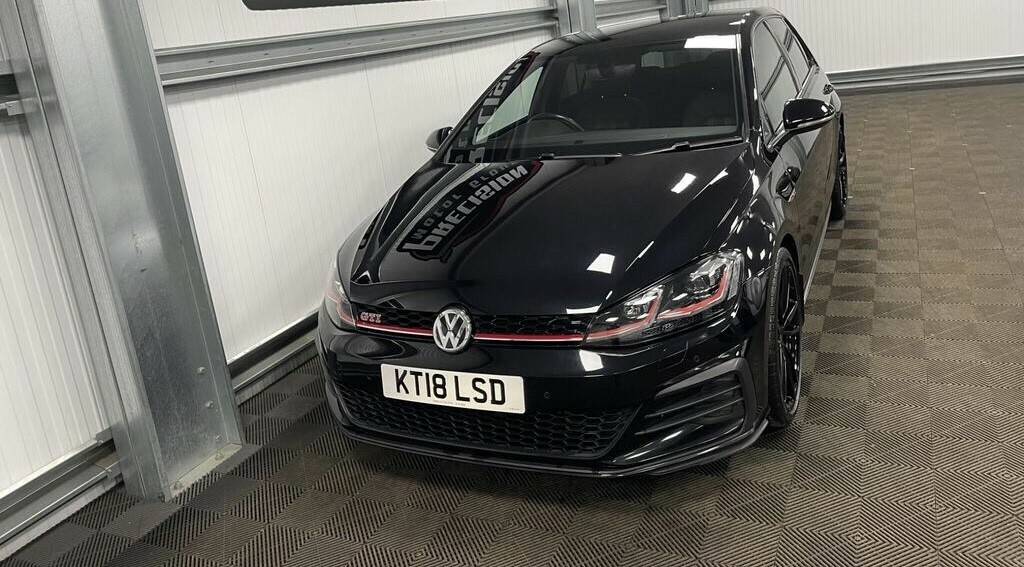 Volkswagen Golf 2.0 Tsi Gti Performance 201818 KT18LSD Black #4