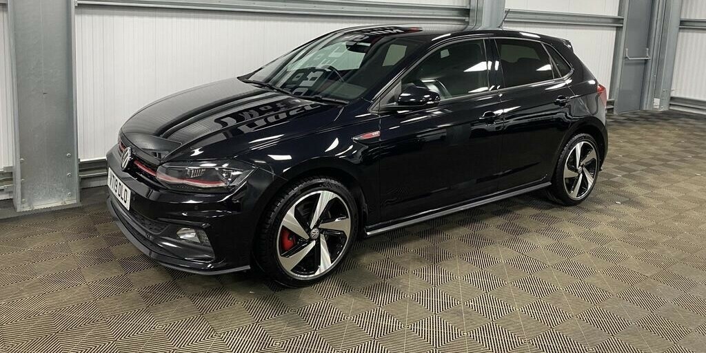 Volkswagen Polo 2.0 Tsi Gti 201919 VT19DLO Black #4