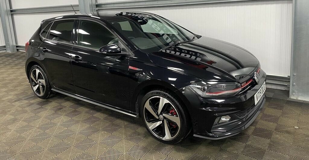 Volkswagen Polo 2.0 Tsi Gti 201919 VT19DLO Black #3