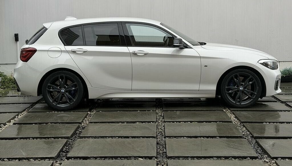 BMW 1 Series 3.0 M140i Shadow Edition 5-Door 201767 HN67VXT White #3