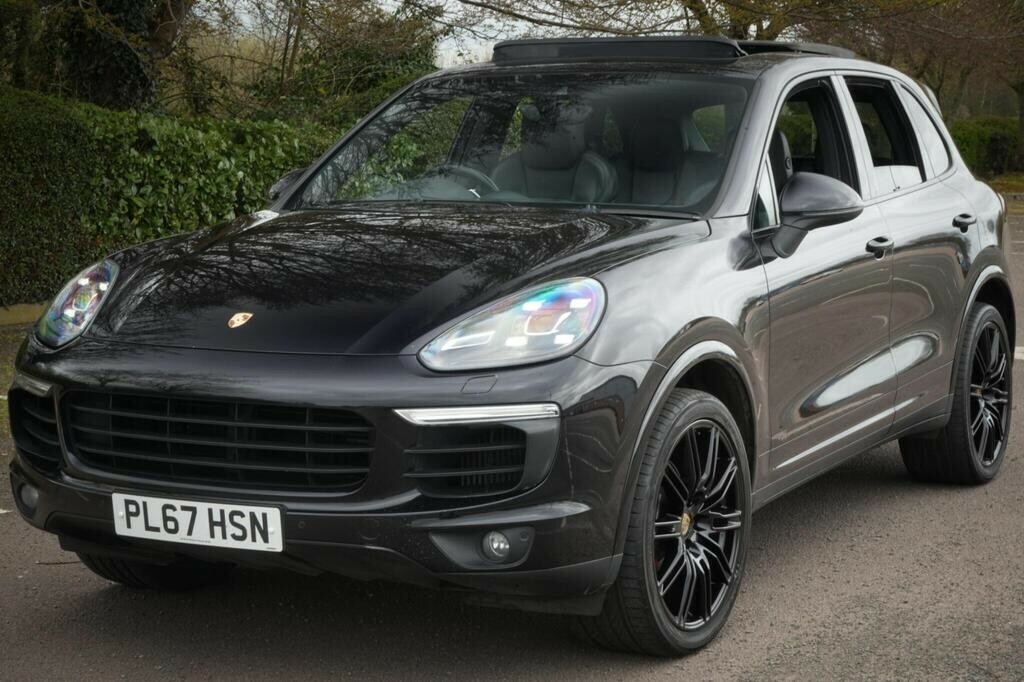 Porsche Cayenne 3.0 Td V6 Platinum Edition 201867 PL67HSN Black #6
