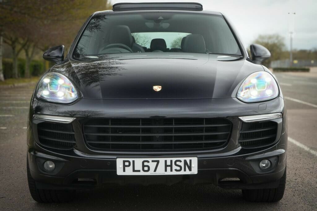 Porsche Cayenne 3.0 Td V6 Platinum Edition 201867 PL67HSN Black #5
