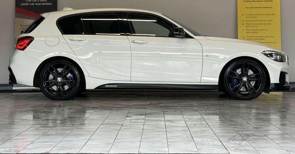 BMW 1 Series 3.0 M140i Shadow Edition 5-Door 201919 LO19TXX White #5