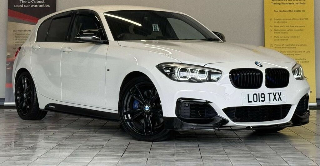 BMW 1 Series 3.0 M140i Shadow Edition 5-Door 201919 White