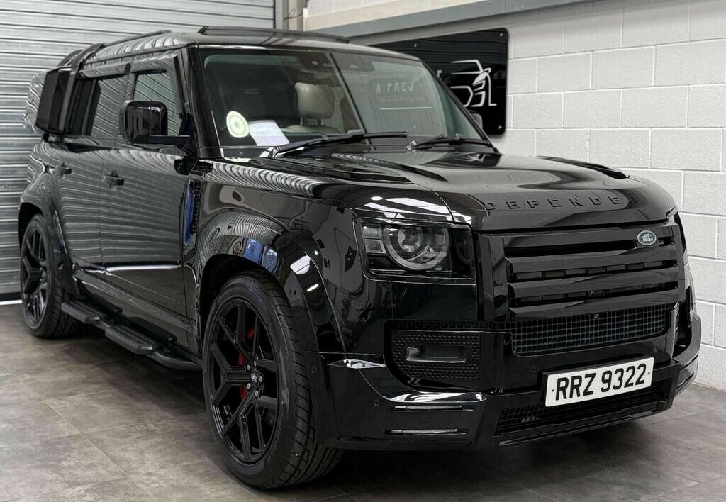 Land Rover Defender 110 2.0 Sd4 Hse 202070 Black