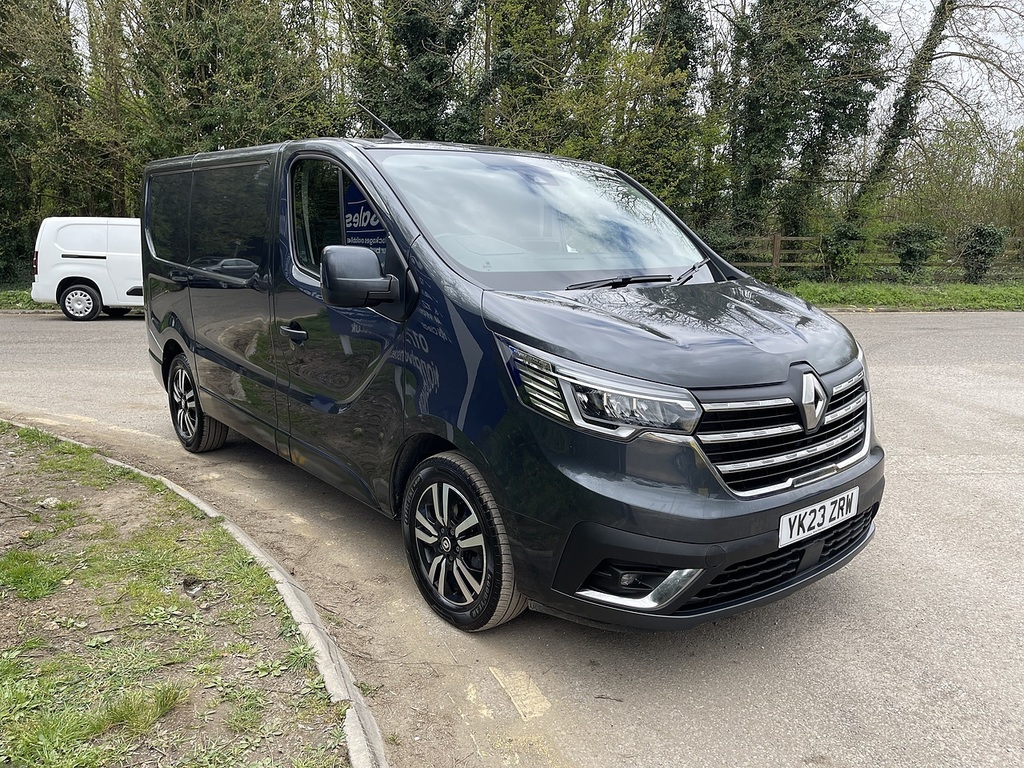 Renault Trafic 2.0 Dci Blue Sl30 Extra Sport Edc L1 H1 Euro 6 S YK23ZRW Grey #4
