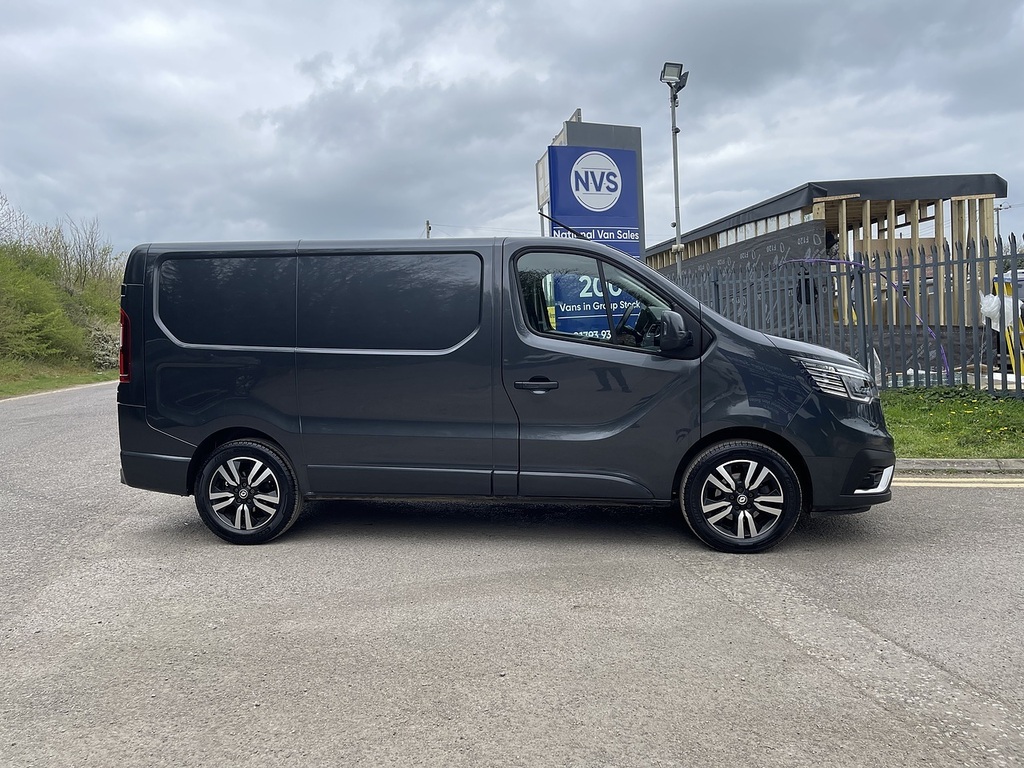 Renault Trafic 2.0 Dci Blue Sl30 Extra Sport Edc L1 H1 Euro 6 S YK23ZRW Grey #3
