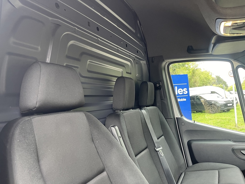Mercedes-Benz eSprinter Esprinter Progressive L2h2 Grey #45