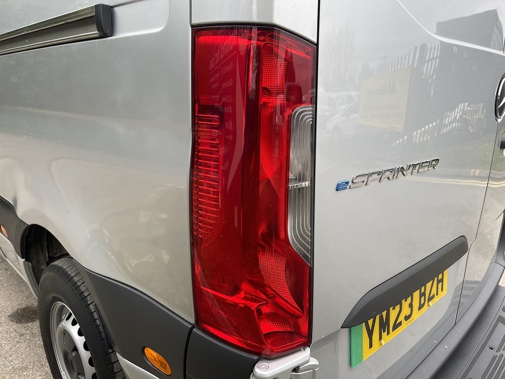 Mercedes-Benz eSprinter Esprinter Progressive L2h2 Grey #61