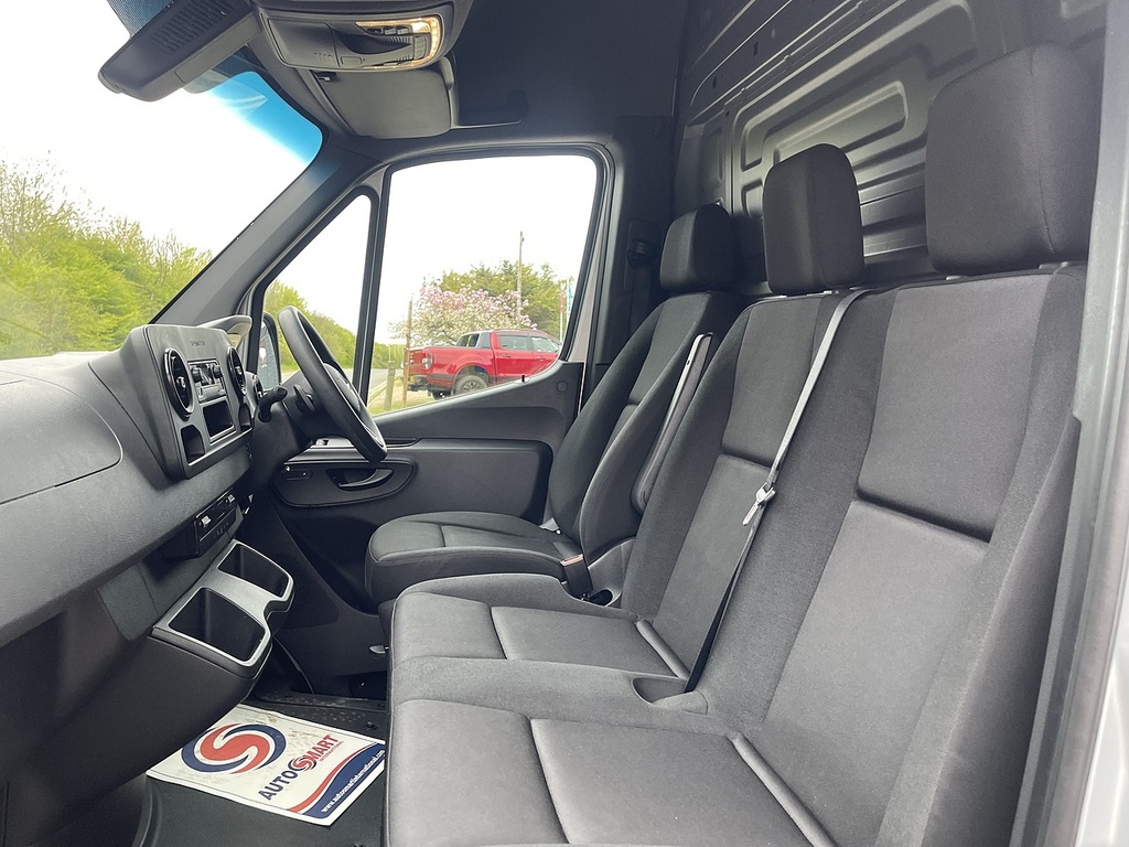 Mercedes-Benz eSprinter Esprinter Progressive L2h2 Grey #49