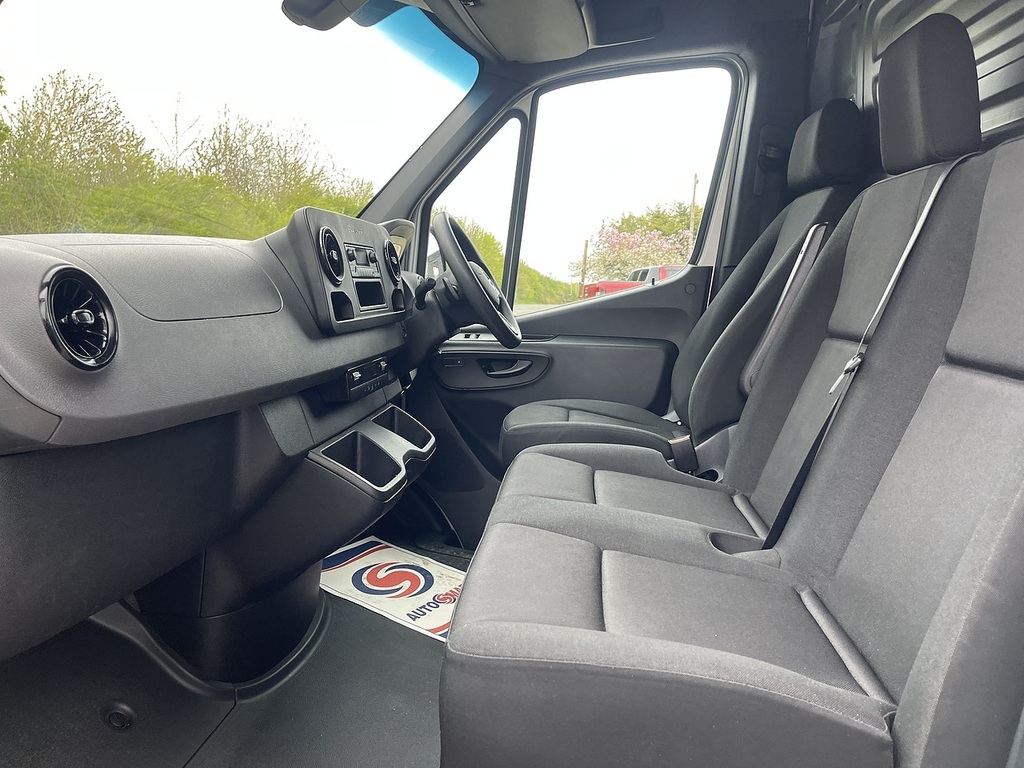 Mercedes-Benz eSprinter Esprinter Progressive L2h2 Grey #55