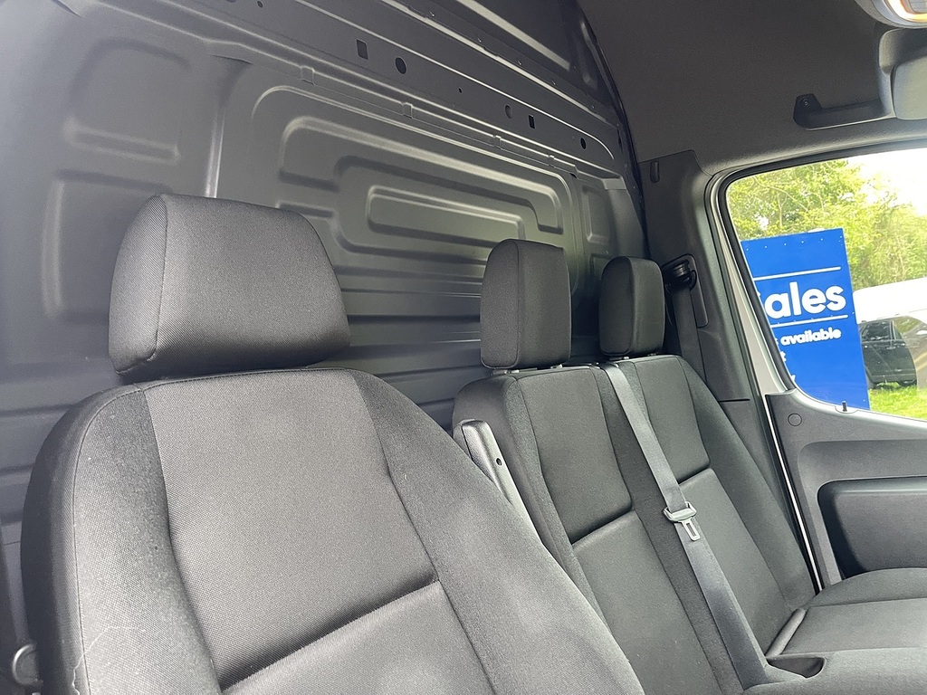 Mercedes-Benz eSprinter Esprinter Progressive L2h2 Grey #42