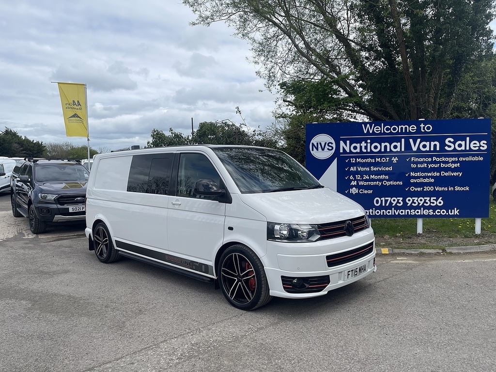 Volkswagen Transporter Sportline Transporter Sportline Sportline T32 Combi Van 1 Ma White