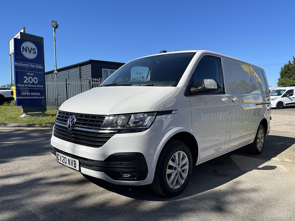 Volkswagen Transporter 2.0 Tdi T28 Highline Fwd Swb Euro 6 Ss CV20NVB White #3