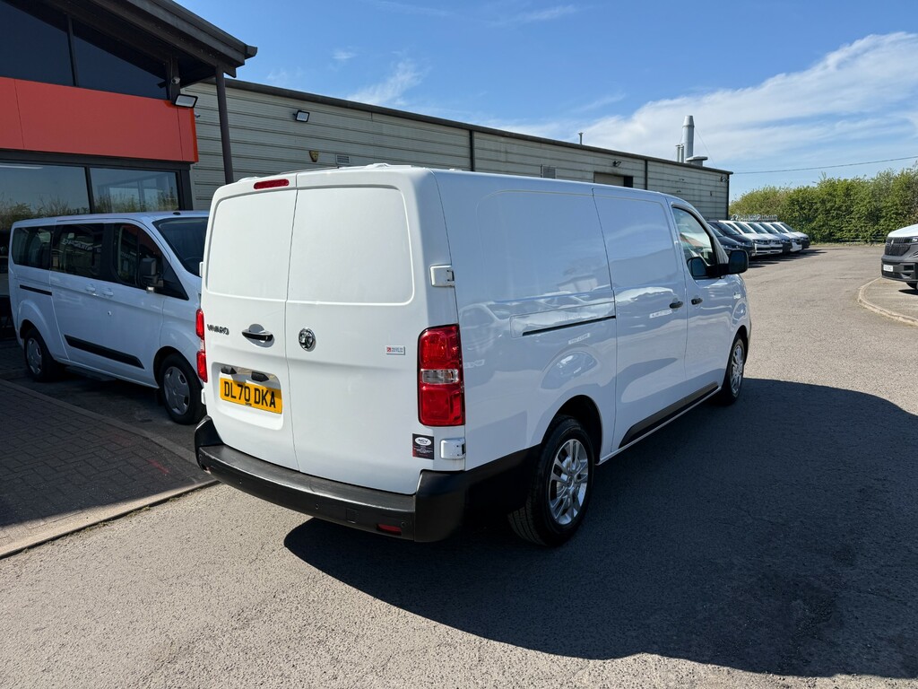 Vauxhall Vivaro L2h1 2900 Dynamic Ss Lwb Eu6 DL70DKA White #3