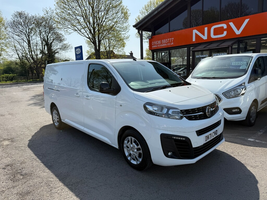 Vauxhall Vivaro L2h1 F2900 Sportive Ss Lwb DN71CVD White #3