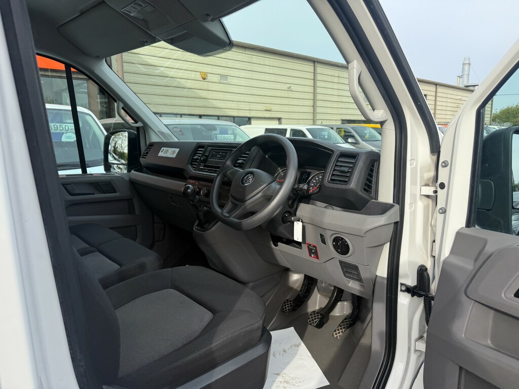 Volkswagen Crafter Cr35 Tdi Lwb Startline Luton Lwb 140 Vw RK21YSP White #4