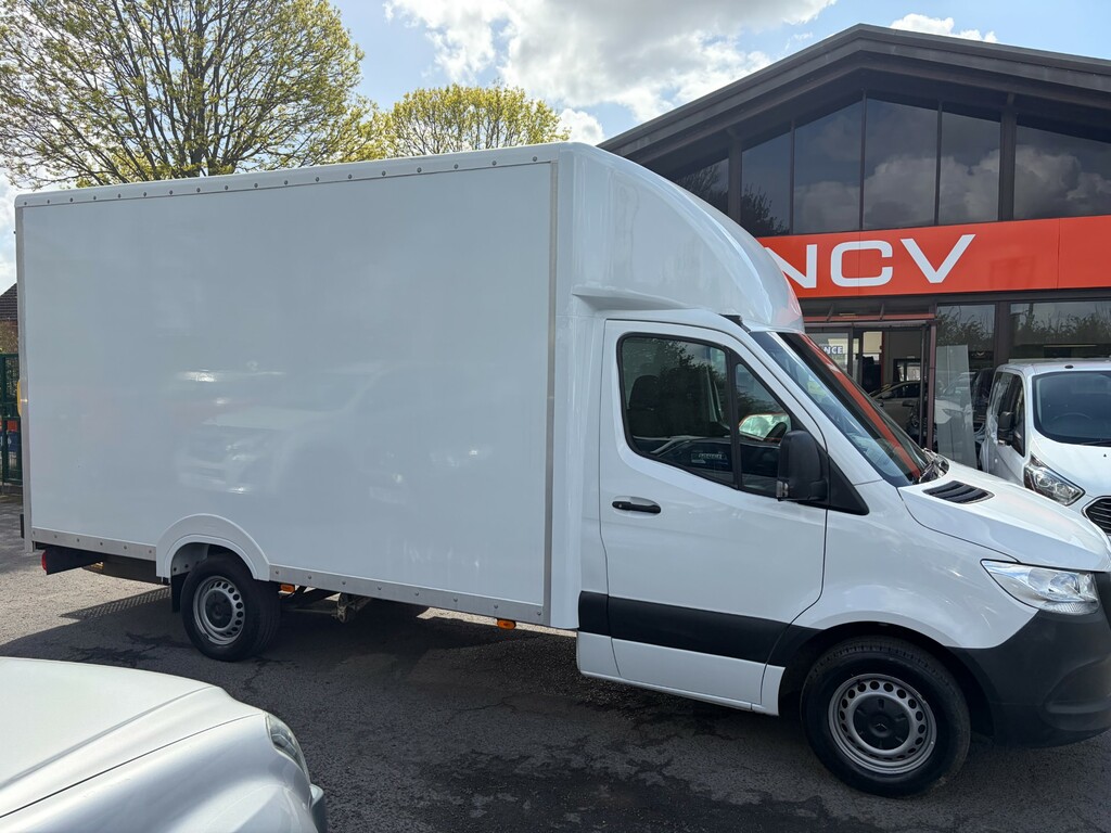 Mercedes-Benz Sprinter 314 Cdi Progressive Luton Low Loader Lwb PO71YFZ White #2