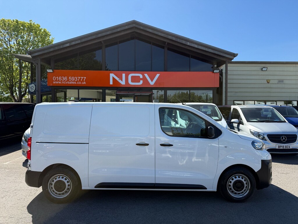 Peugeot Expert Bluehdi Professional Premium L1 Ac Swb NV71ONA White #2