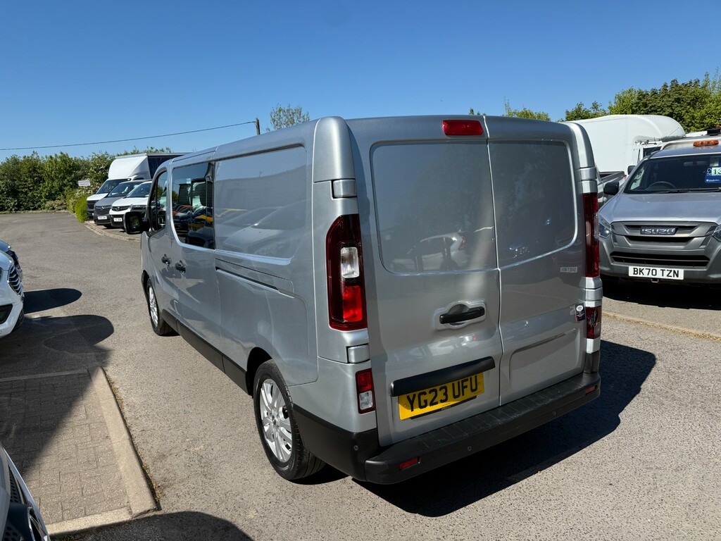 Renault Trafic Ll30 Sport Dci Crew Combi Van Lwb YG23UFU Grey #4