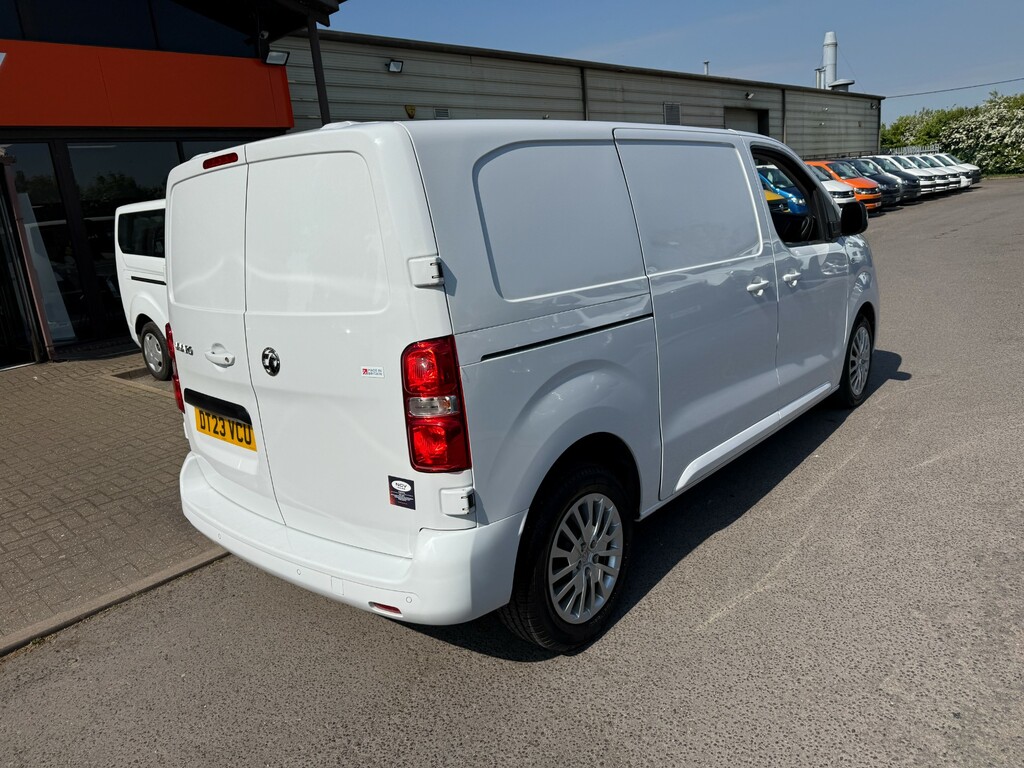 Vauxhall Vivaro L1h1 F2900 Prime Ss Swb Nav DT23VCU White #3