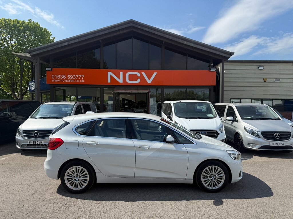 BMW 2 Series Active Tourer Luxury Active Tourer SH15FXW White #2