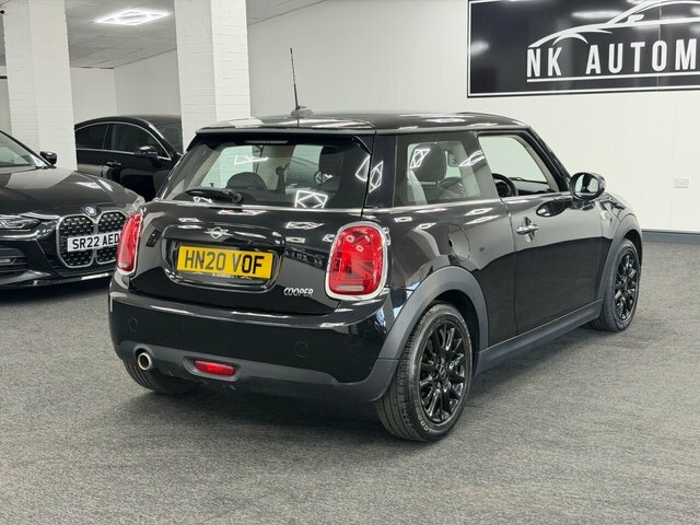 Mini Hatch 2020 1.5 Cooper Classic Hatchback Manua HN20VOF Black #4