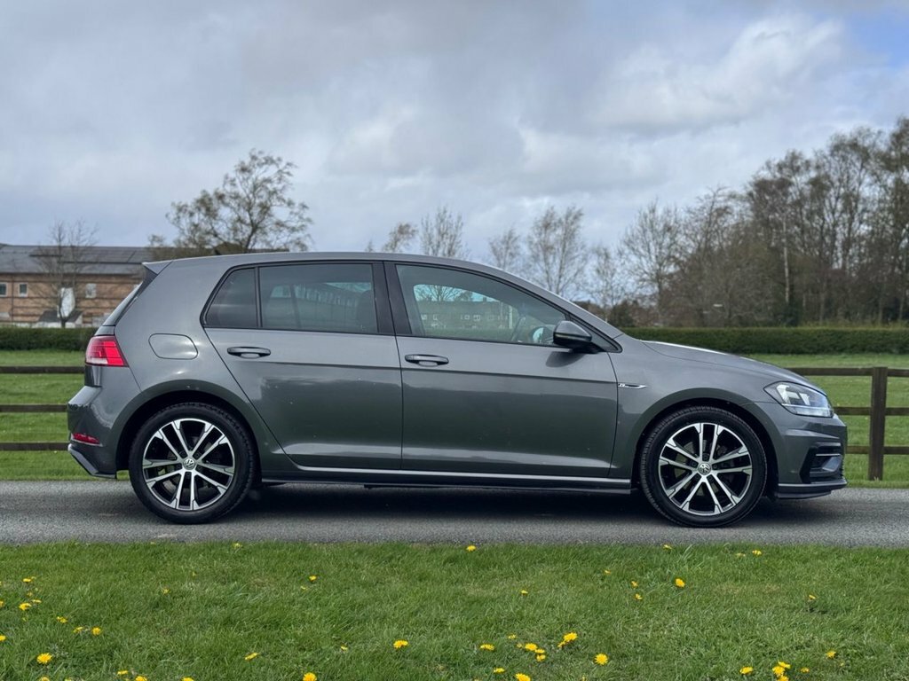 Volkswagen Golf 2L R-line MW68XWF Grey #3