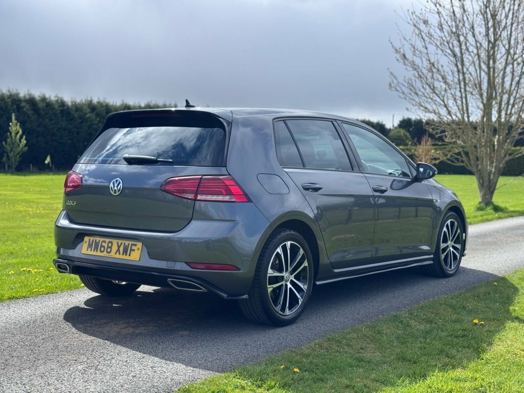 Volkswagen Golf 2L R-line MW68XWF Grey #4