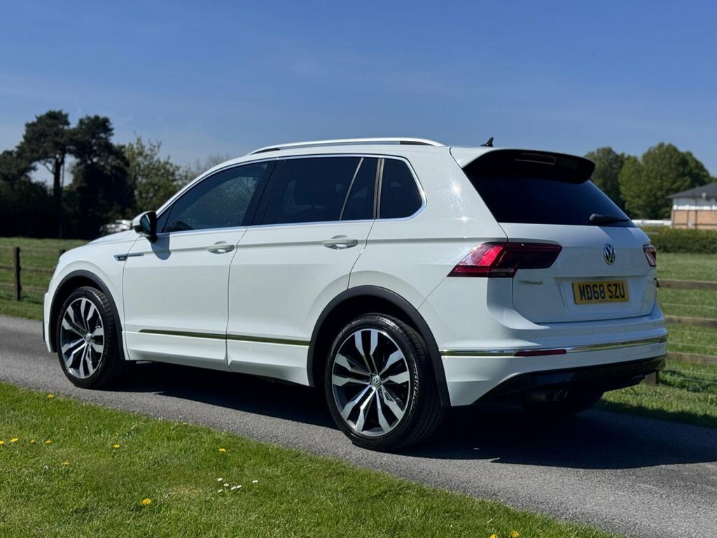 Volkswagen Tiguan 2L R-line MD68SZU White #6