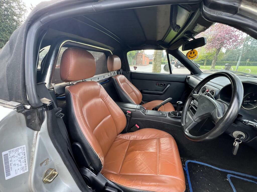 Mazda MX-5 1.6L Null Red #13