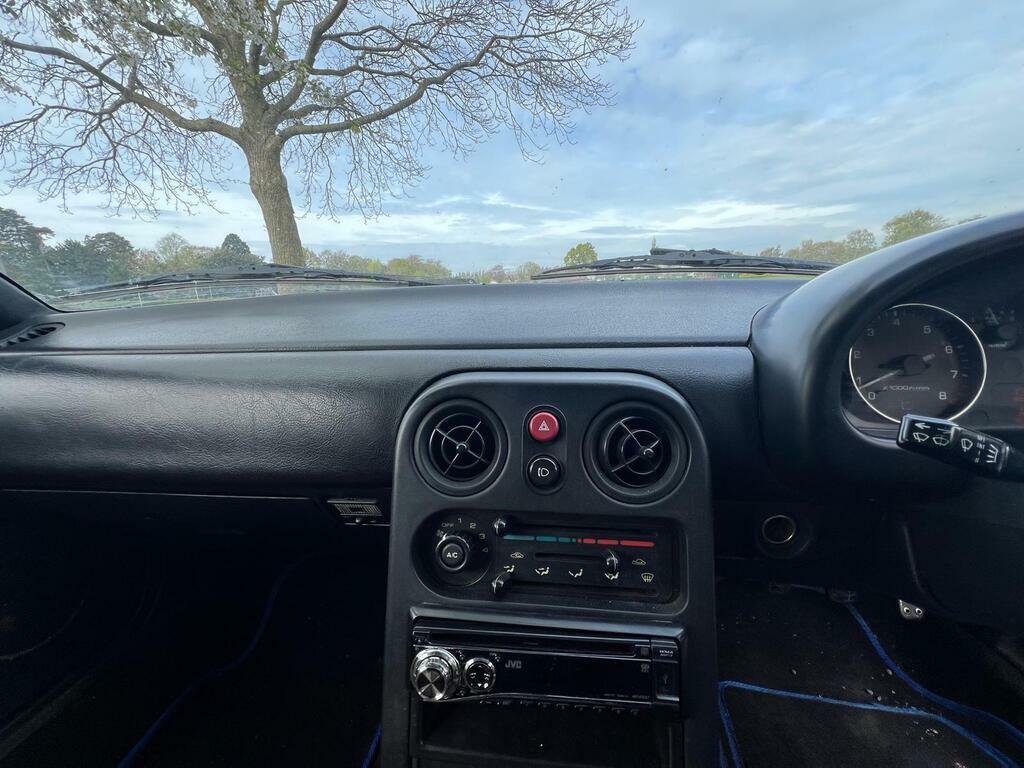 Mazda MX-5 1.6L Null Red #14